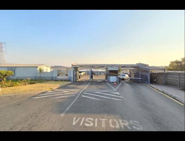 3 BEDROOM TOWNHOUSE FOR SALE IN RIDGEWAY